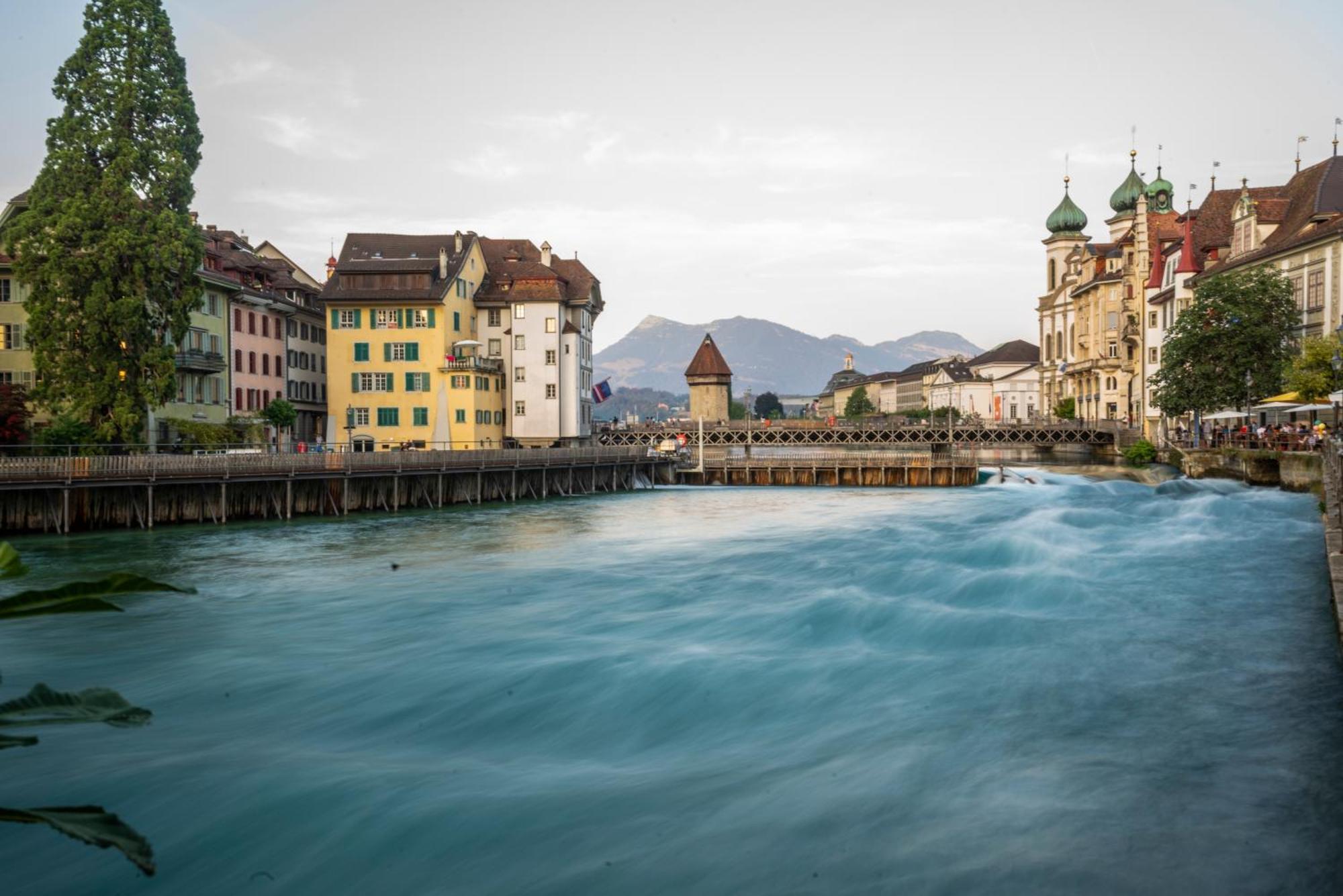 Glandon Rooms Limelight - Self-Check-In Lucerne Bagian luar foto