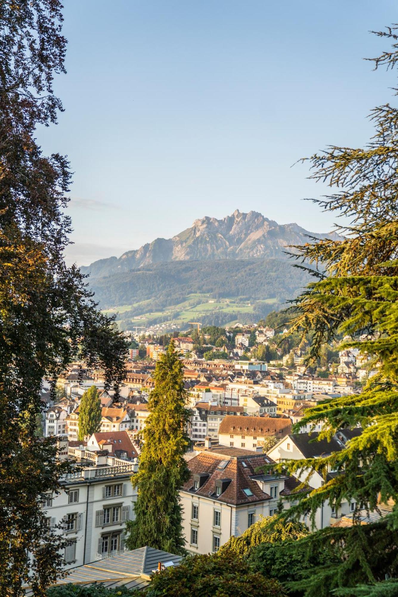 Glandon Rooms Limelight - Self-Check-In Lucerne Bagian luar foto