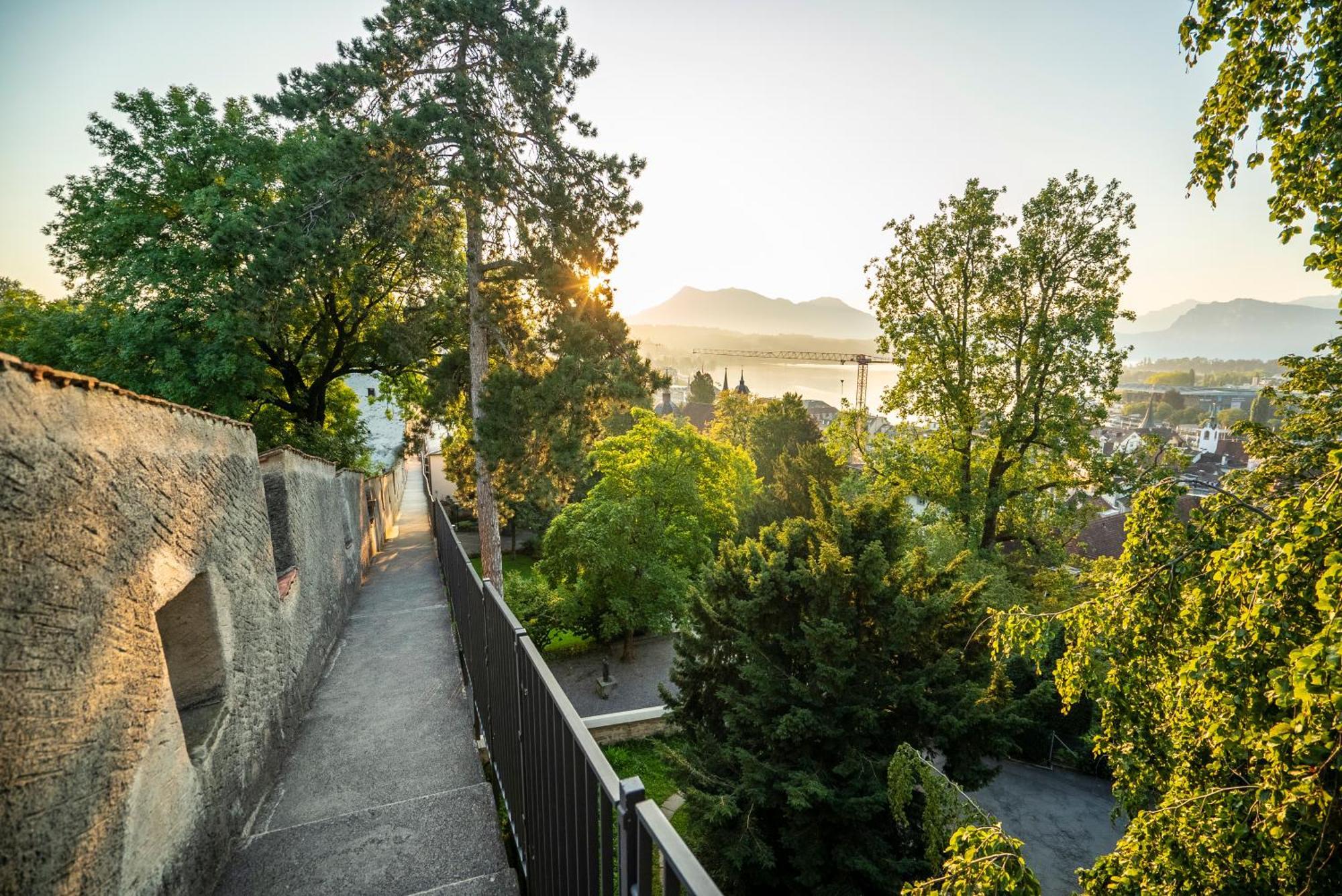 Glandon Rooms Limelight - Self-Check-In Lucerne Bagian luar foto